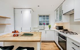 2-Bed In The Heart Of Camden